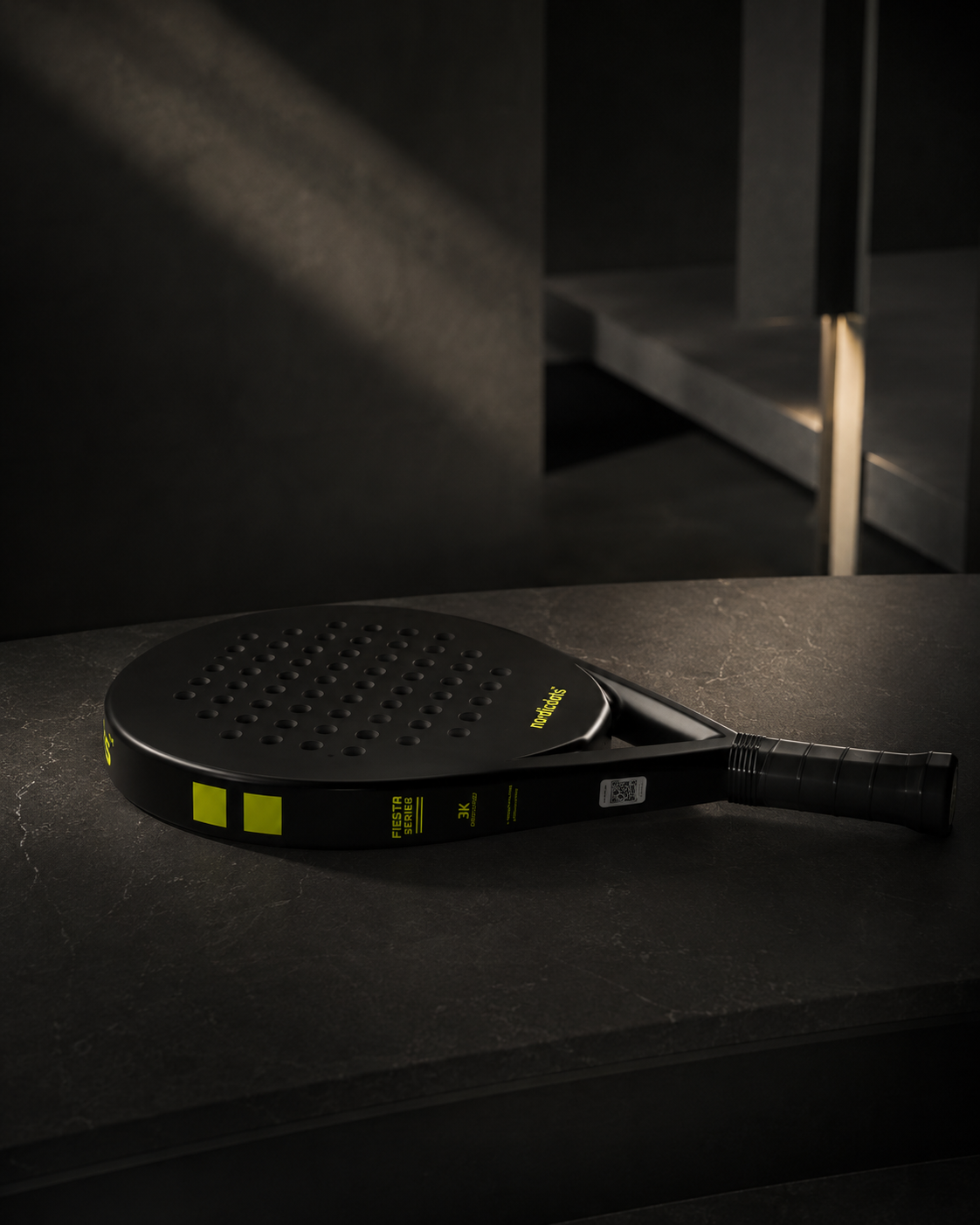 Nordicdots Fiesta Black Edition padel racket